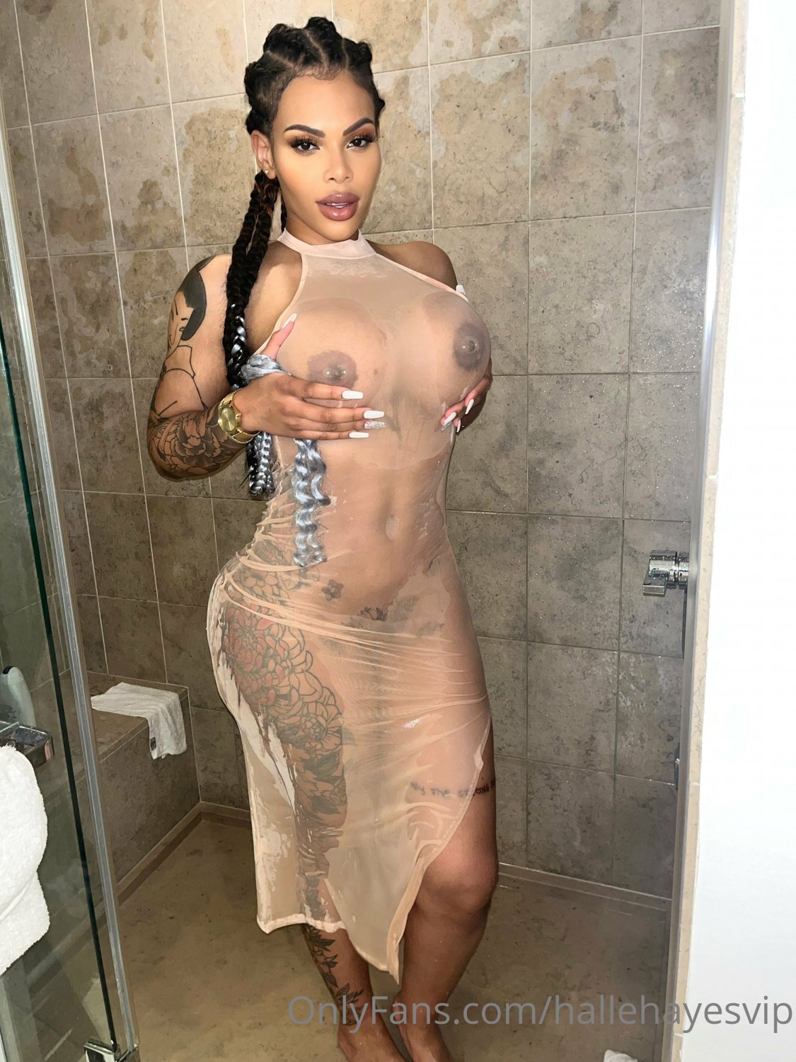 AMAZON GODDESS: HALLE HAYES🍑 #QluADLVg