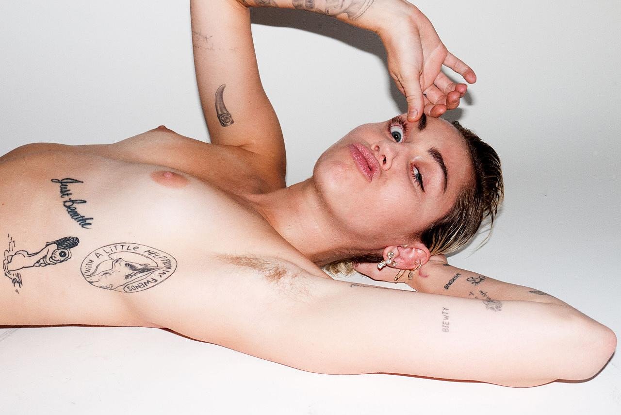Miley Cyrus Nude #Pe8AWThz