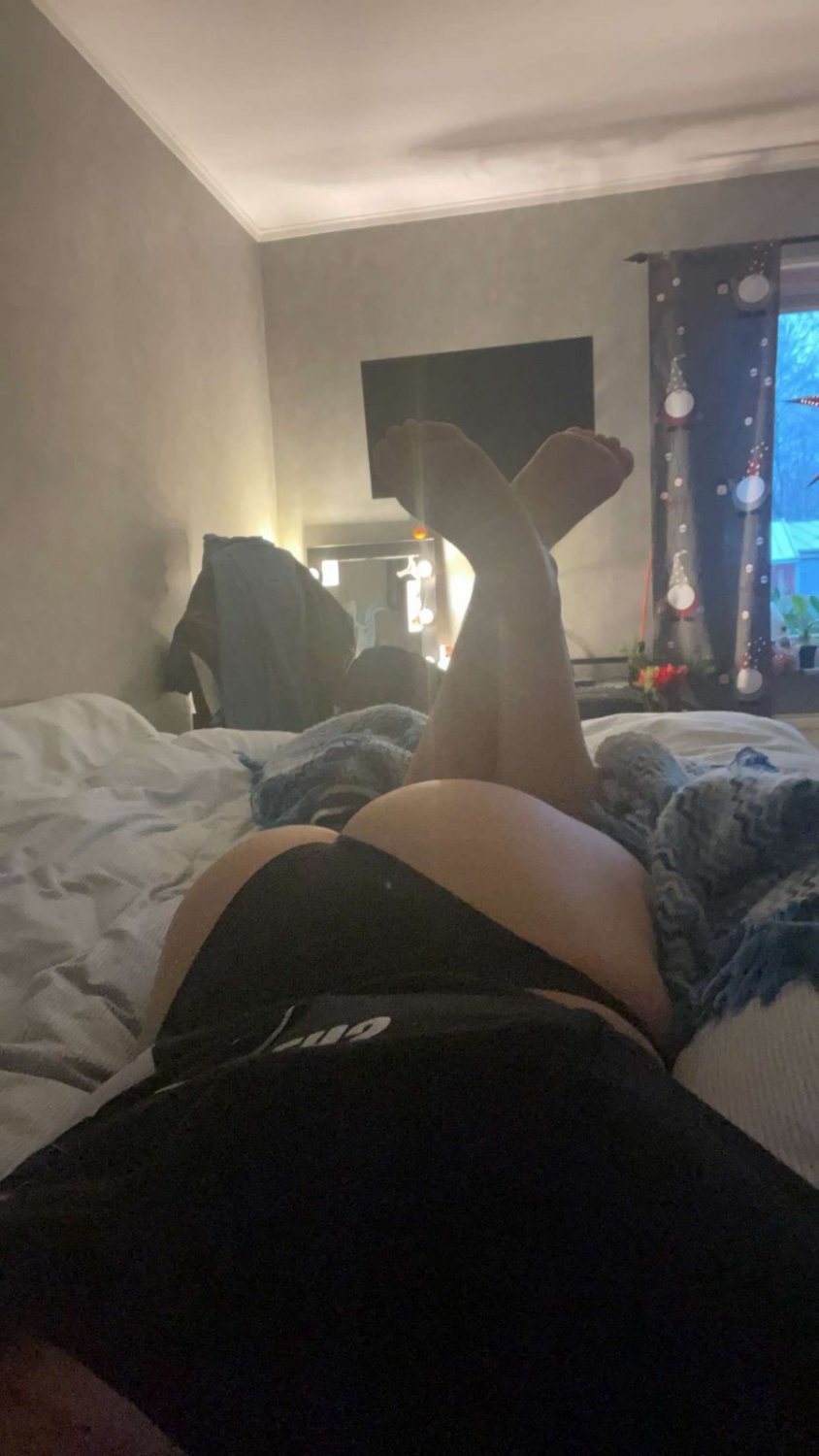 Slut girlfriend exposed. Kik x_connor_xz for the same treatment! #sY7pDHXb