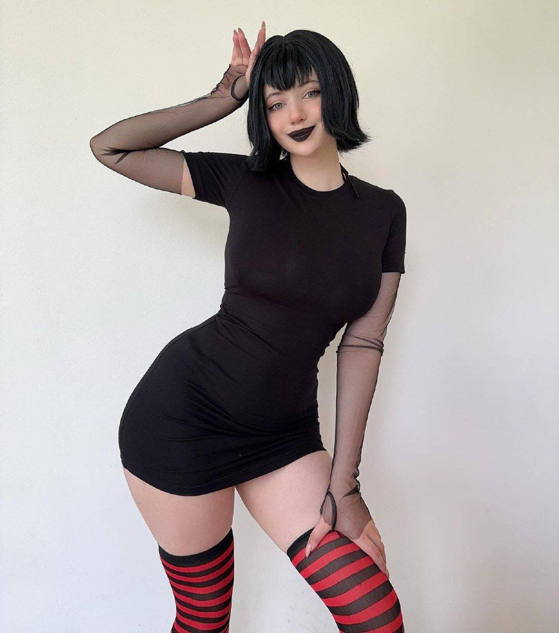 Alina B #D3l4GAAq