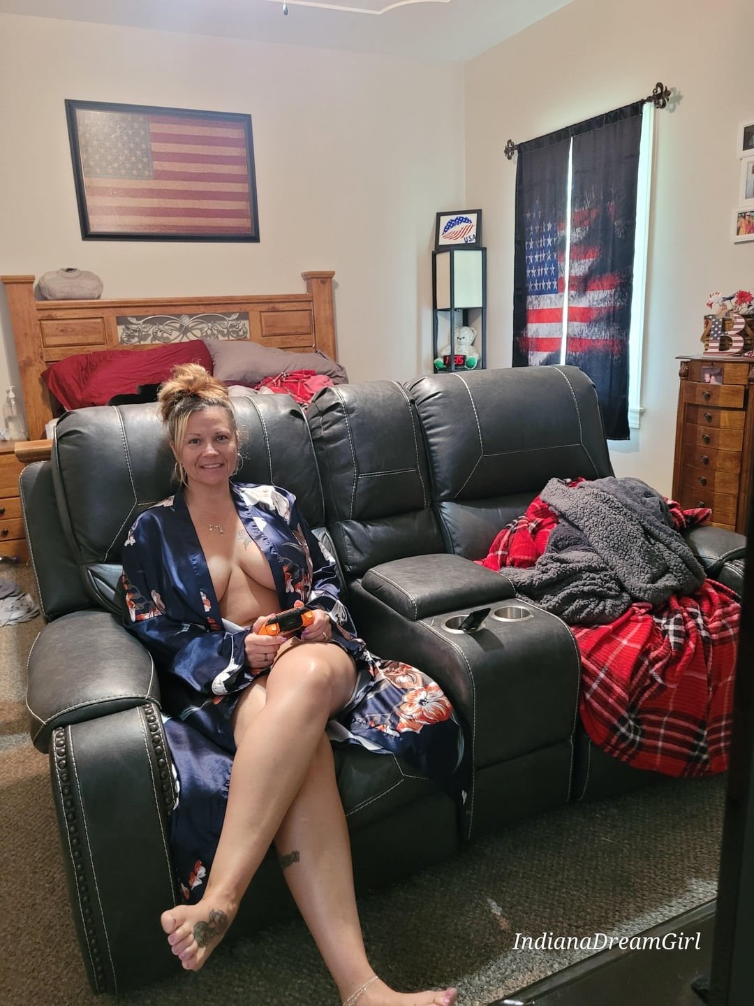 Thick MILF #ErIKf0XN