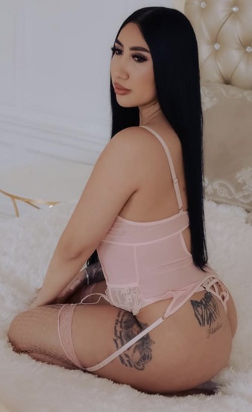 Latina Baddies VOL. 1 #gCXvv8Xg