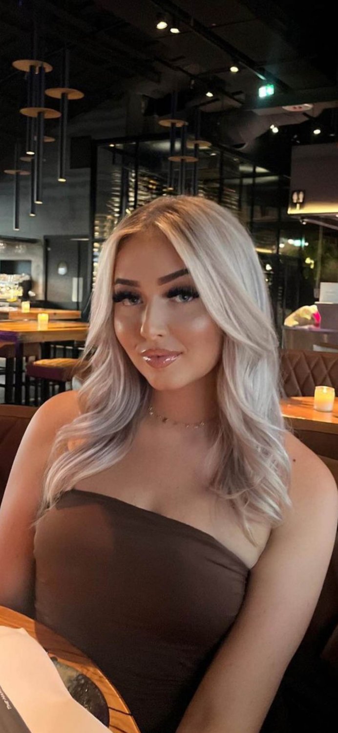 user wants his Blonde dutch slut crush “rrose” to be posted #CFEn4Tun