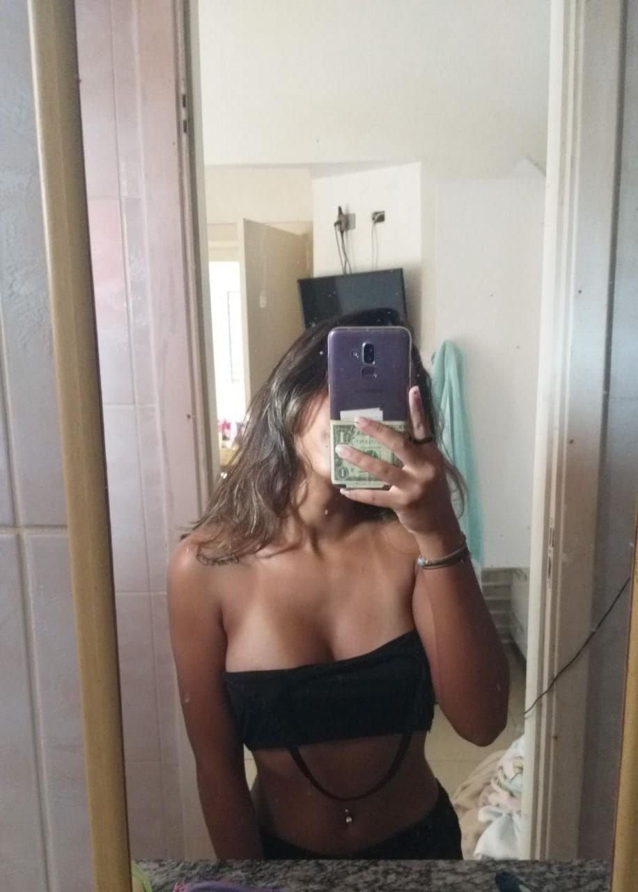 NOVINHA MANDOU NUDE PRO NAMORADO E FOI VAZADA!! #ve6OKU5n