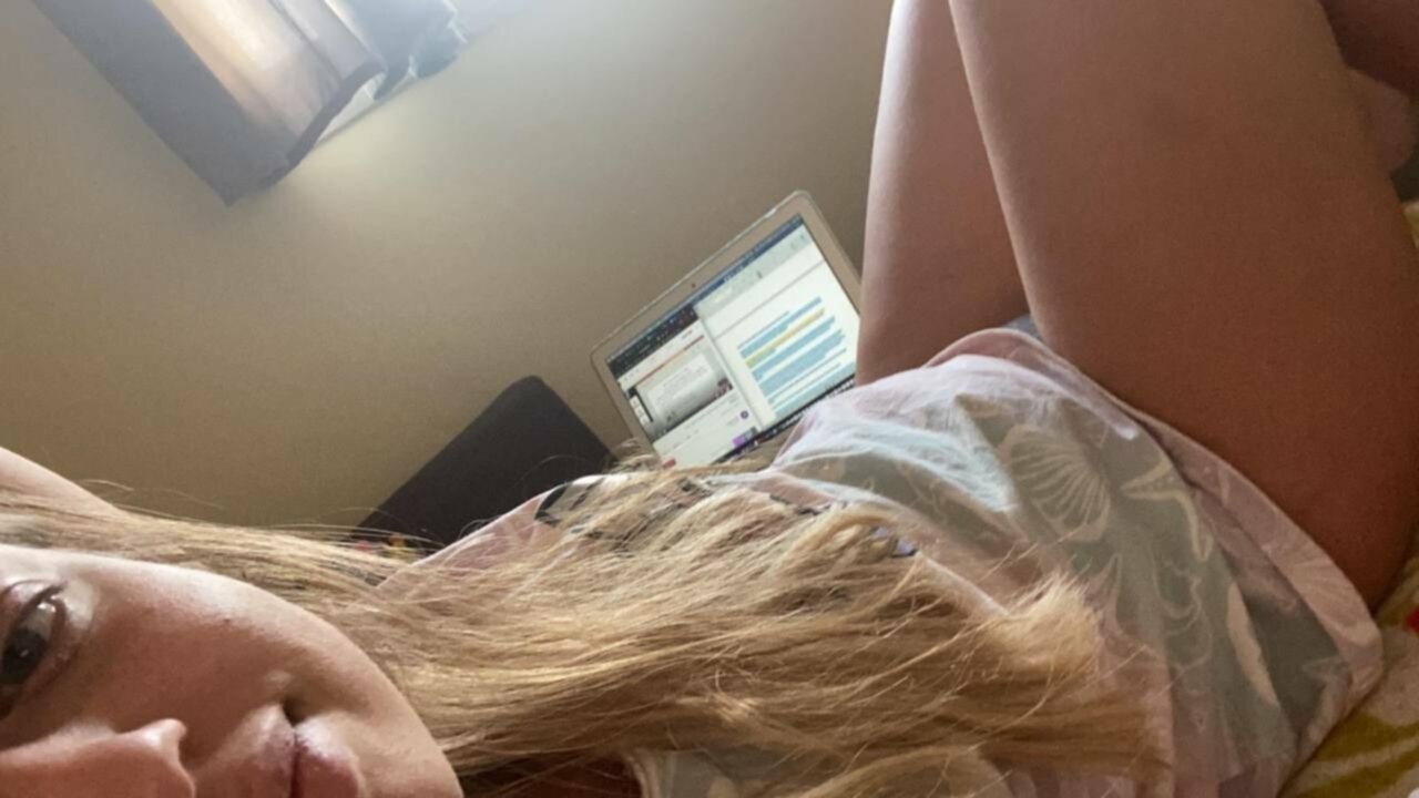 Cuck begged for his sexy GF to he shown off #4EhRXedC