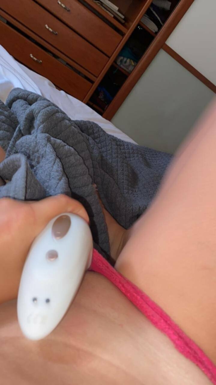 Cuck begged for his sexy GF to he shown off #CZyALowm